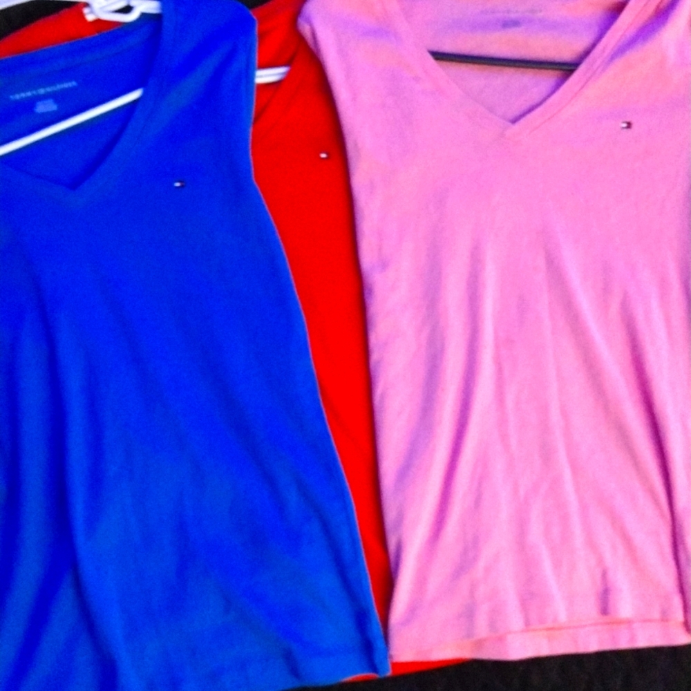 3 women's NWOT Tommy Hilfiger Tshirts Xsblue one S orange Xs pink one